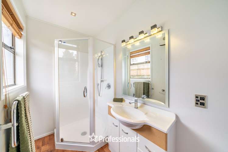 3 Lone Tree Grove Kelson_13