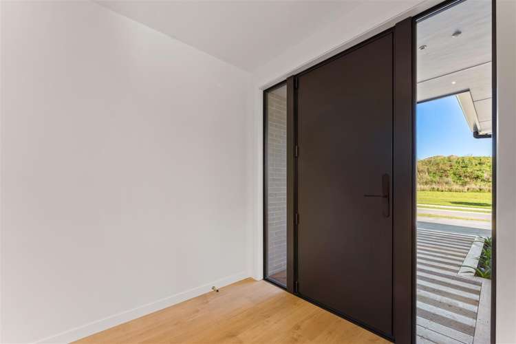 34 Greenway Crescent Richmond_25