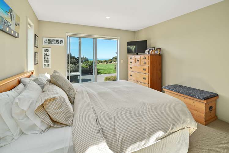 15 Manuka Bay Road Gore Bay_17