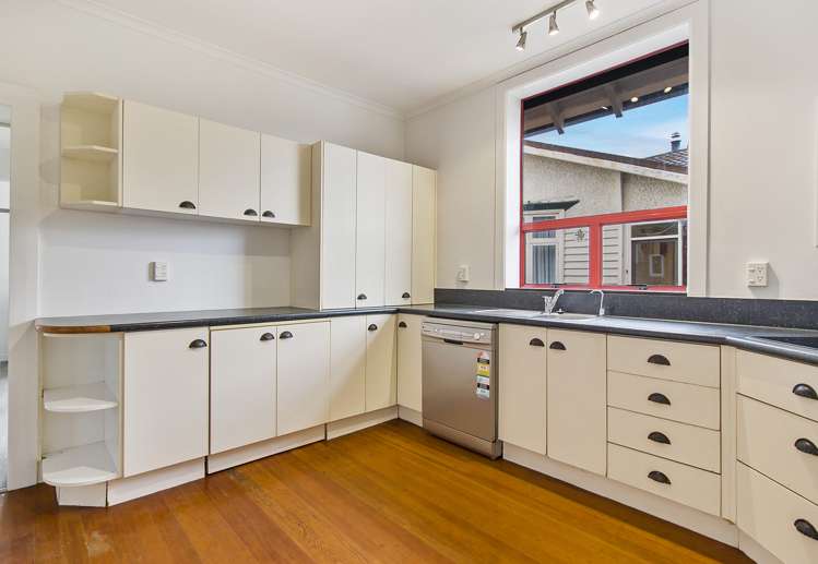 16 Preston Street West End_8