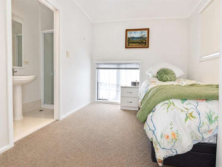 2A/30 Westward Ho Glen Eden_6
