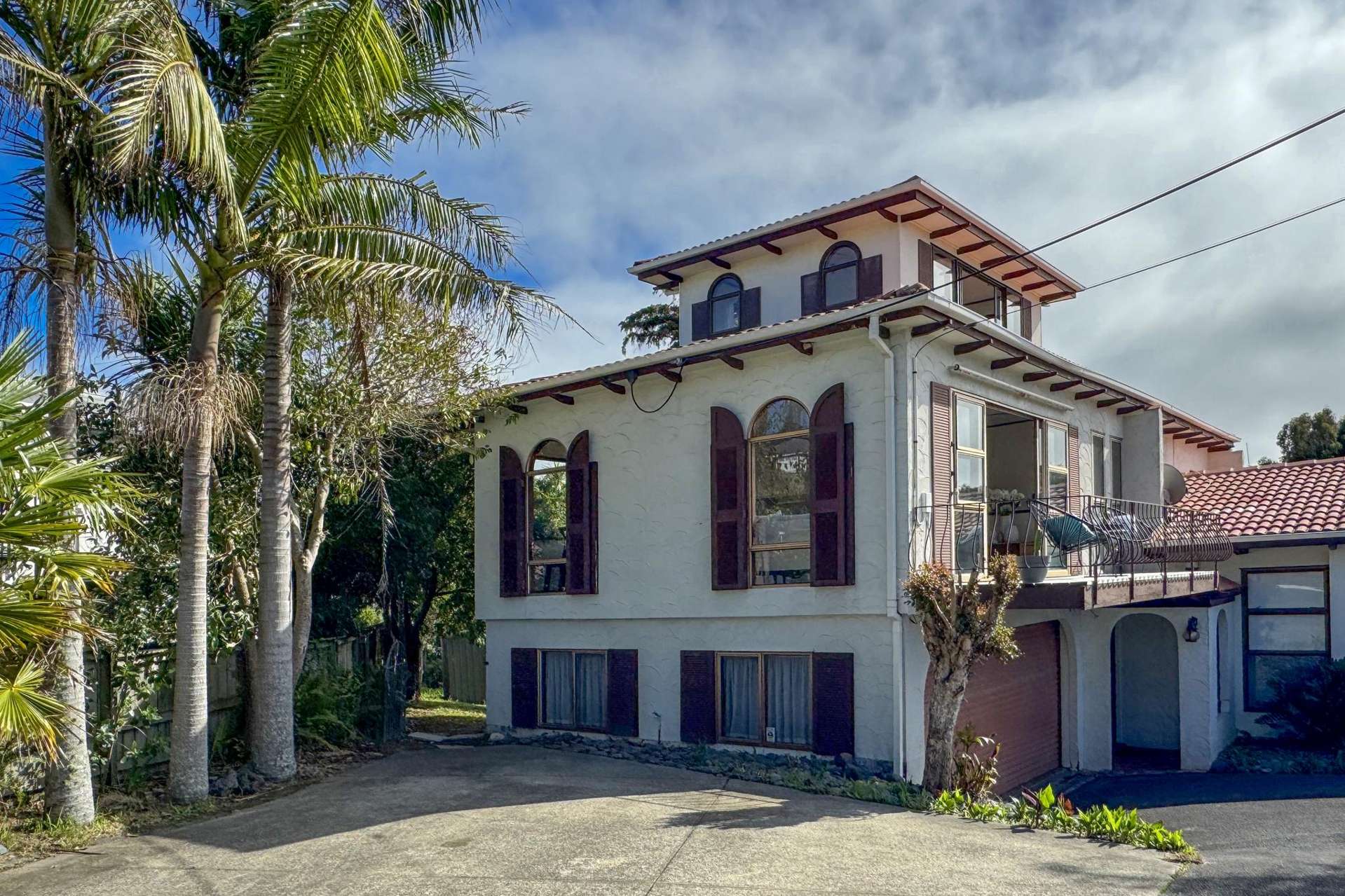 1/918 Beach Road Waiake_0