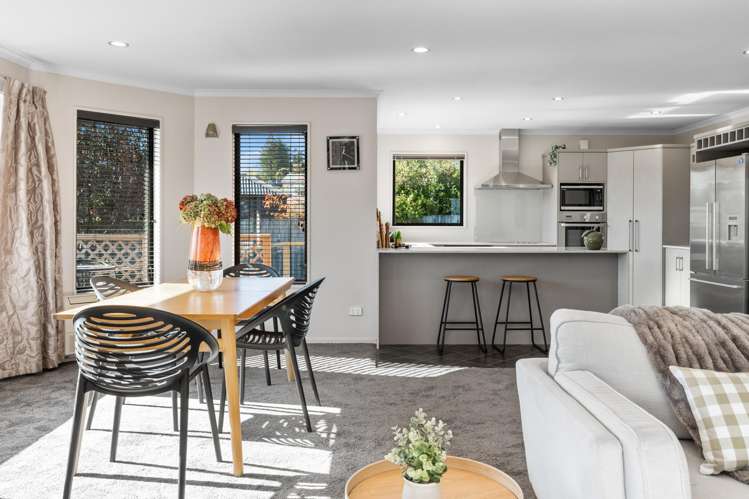 9 Irwin Logan Drive Mosgiel_8