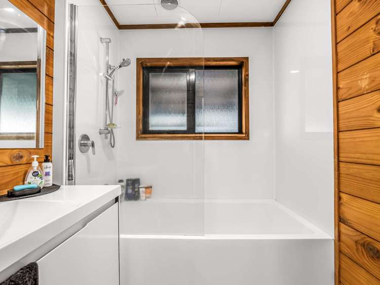 24D Gordon Road Western Heights_15