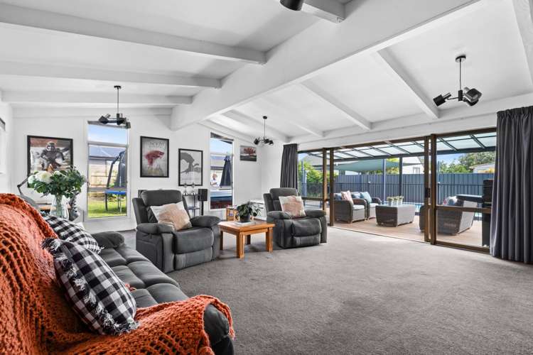 7 Flanders Avenue Onekawa_1