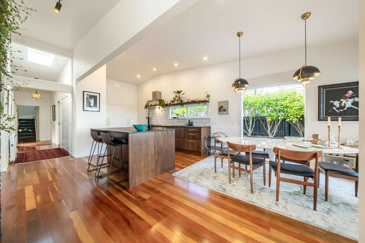 42 Lohia Street Khandallah_17
