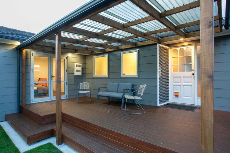 39 Sheridan Crescent Leamington_18