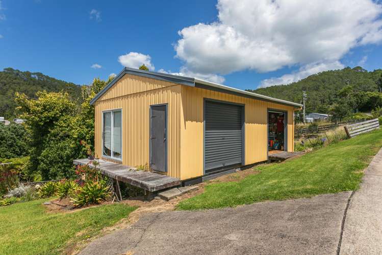 65 Grange Road Hahei_24