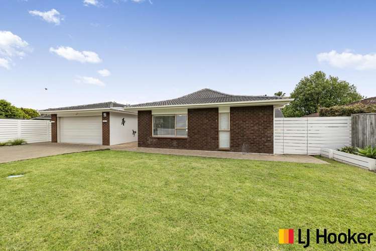 6 Muirfield Street Wattle Downs_23
