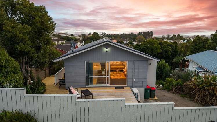 10 Beauchamp Drive Massey_28