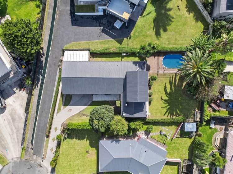 21 Highfield Crescent Brookfield_14