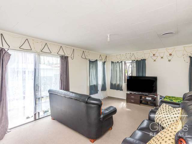 1/4 Ireland Place Ranui_2