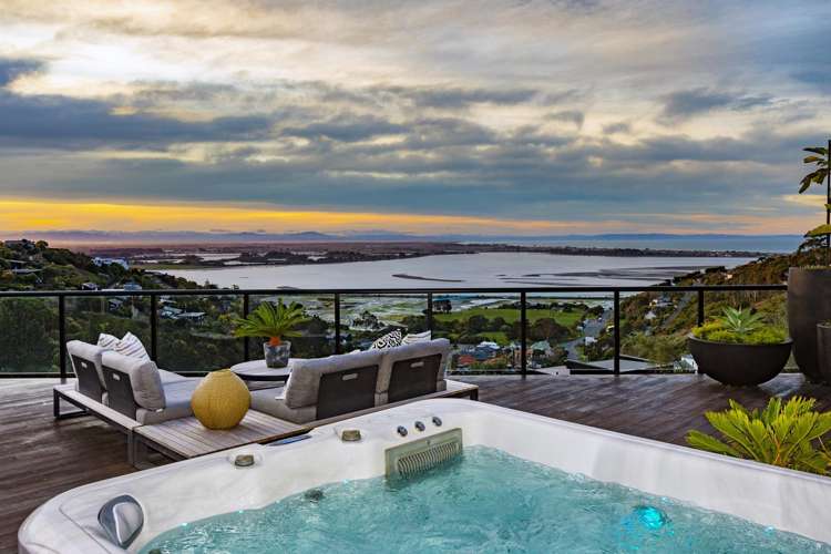 15 Omeo Crescent Redcliffs_43