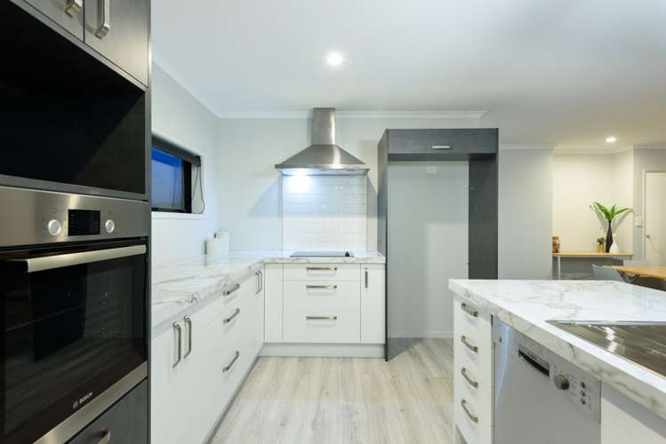 16 Te Ranga Memorial Drive Pyes Pa_7