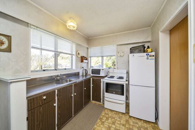 5241 State Highway 3 Mokau_8