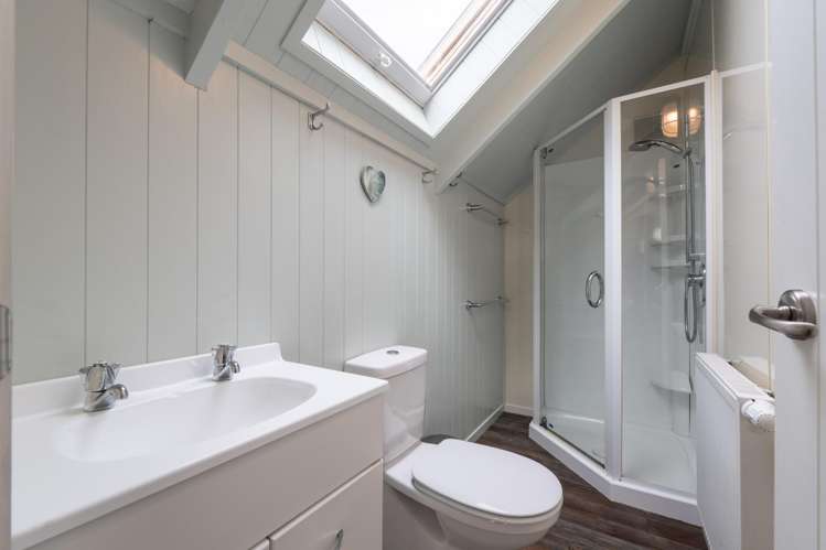 2a Petersons Hill Road Stewart Island_38