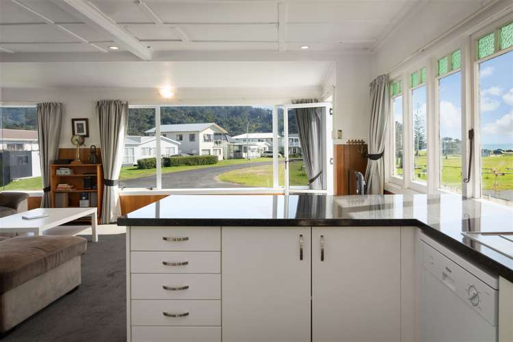 33 Brighton Road Waihi Beach_5