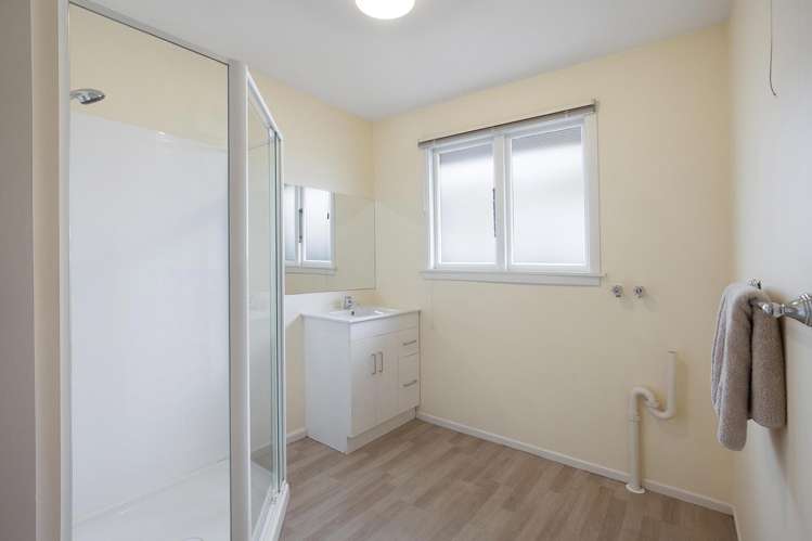 2/85 Hills Road Edgeware_7