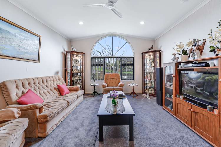 139 Rototuna Road Rototuna_12