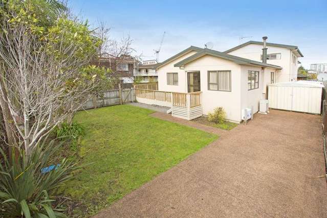 Family Home on the Flat