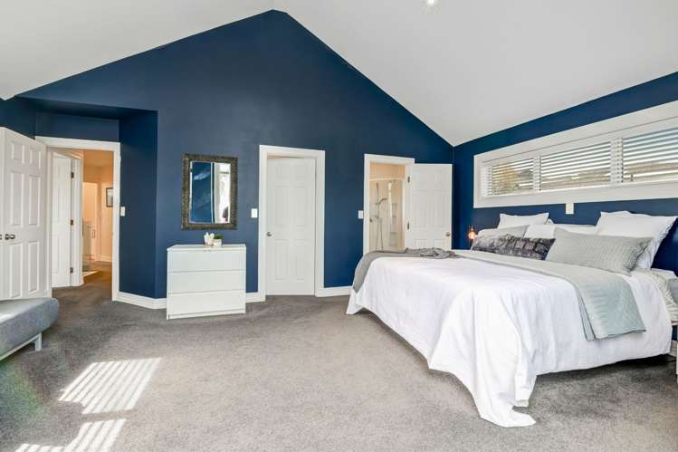 57 Esther Place Red Beach_9