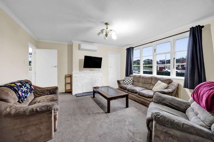 179 Egmont Street Patea_5