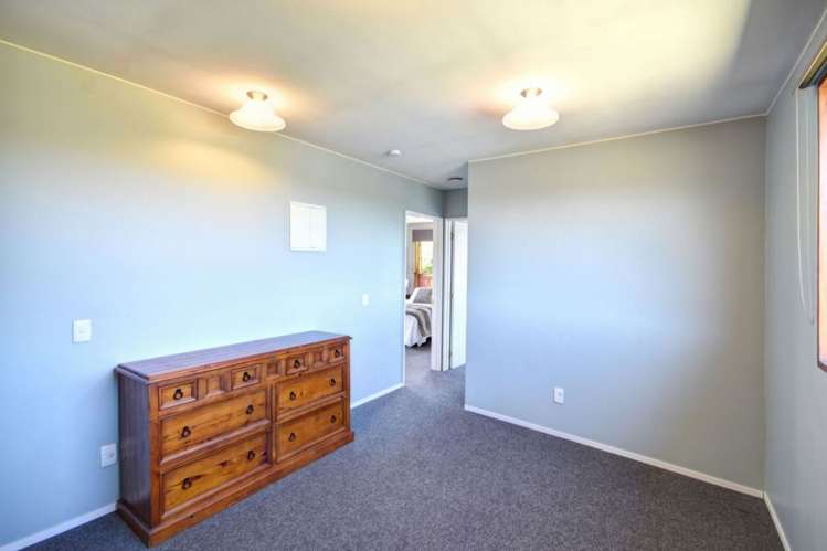 7 Thomson Street Green Island_15