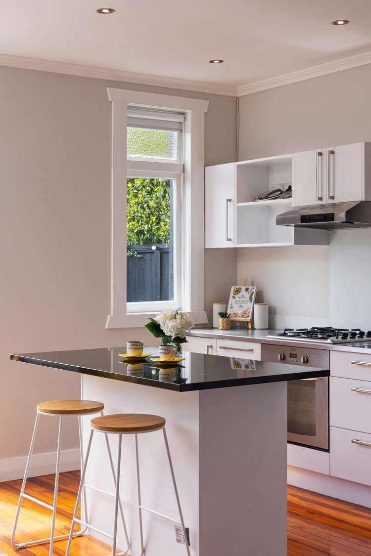 69 Old Mill Road Westmere_12