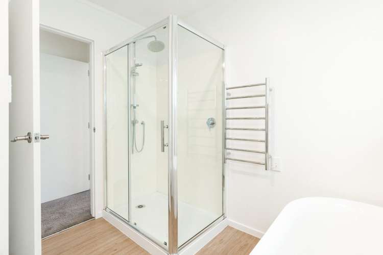 1/3 The Ridgeway Enner Glynn_9