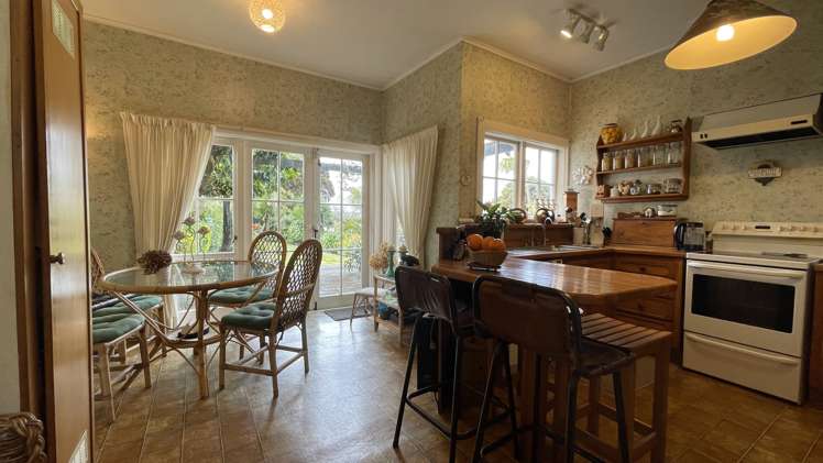 9 Marie Avenue Hillsborough_6