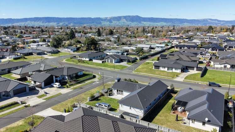 8 Peakedale Drive Matamata_44