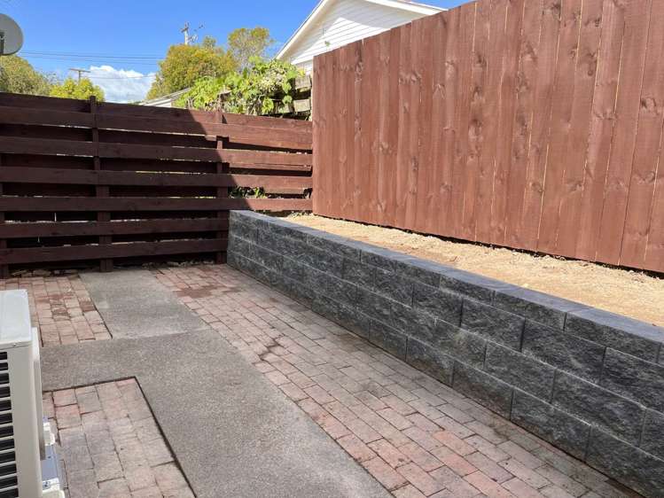 4/9 Miro Street New Lynn_11