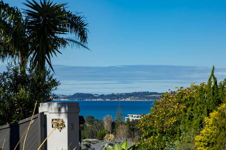 33b Ngahere Views Orewa_13