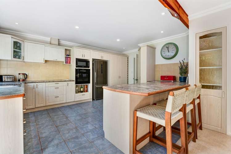 6 Chenery Road Red Beach_5