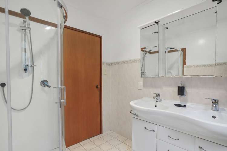 41 Turanga Road Henderson Valley_17