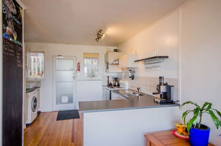 2/11 Matiere Road Onehunga_5