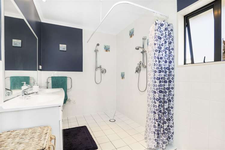 29 Cairns Crescent Rototuna_11