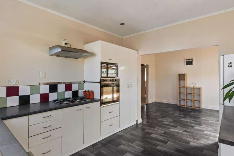 9 Tui Street Outer Kaiti_13