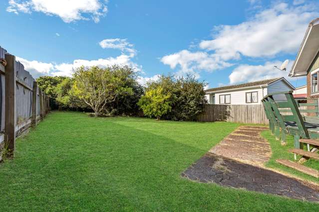 16 Ulay Place Clover Park_4