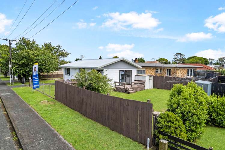2/27 Scott Road Papakura_10