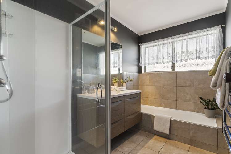 1/39 Majesty Place Half Moon Bay_11