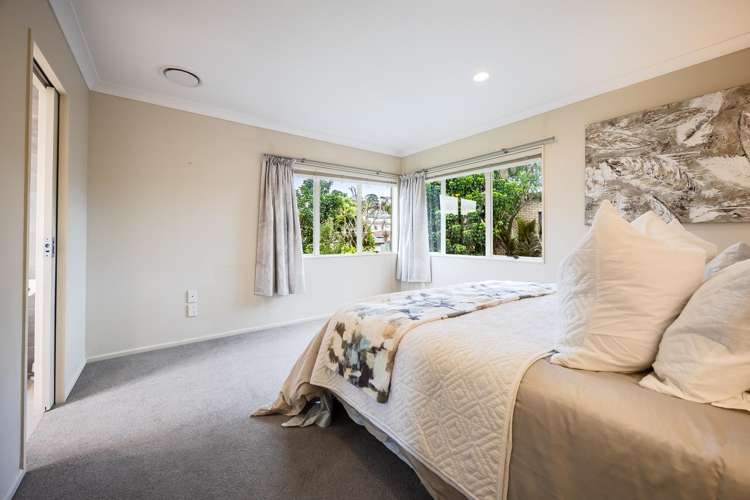 23 South Kensington Way Henderson_15