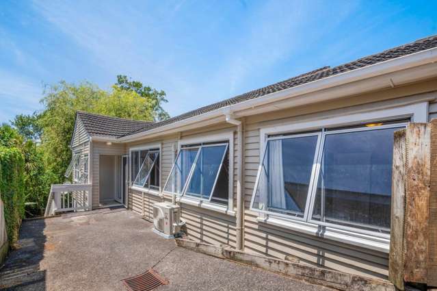 4 Bedroom House in Glen Eden