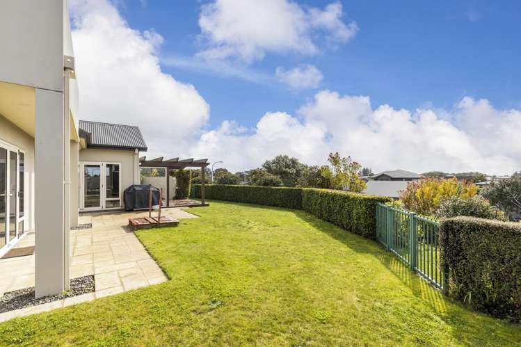 10 Sampson Avenue Waiwhakaiho_2