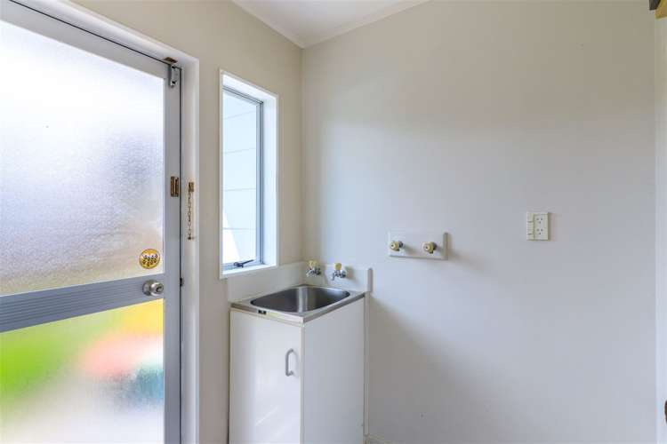 124a Clevedon Road Papakura_10