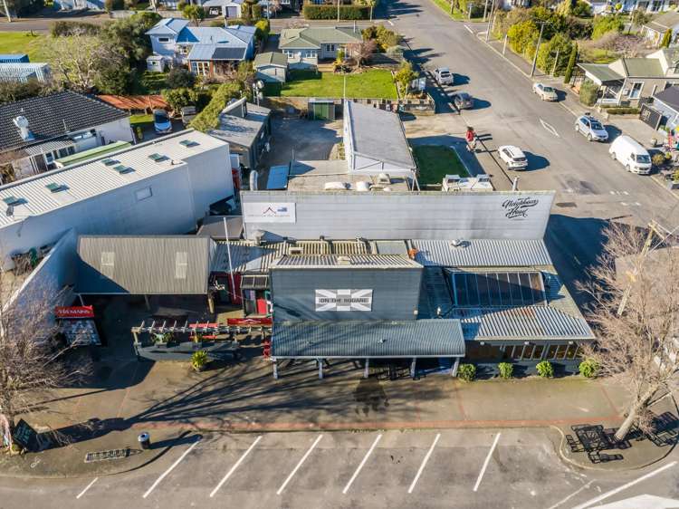 2 Memorial Square Martinborough_3