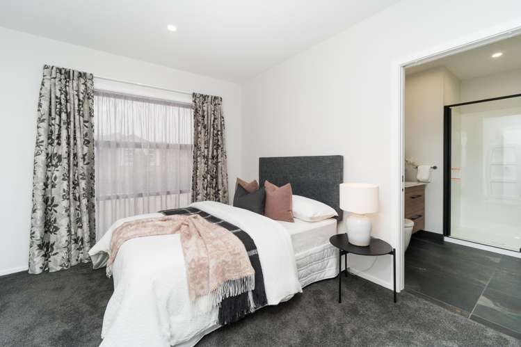 18 Vaucluse Heights Fitzherbert_33