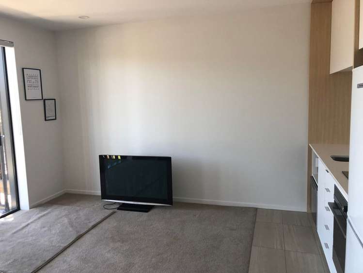 107/3 Bluegrey Avenue Stonefields_2