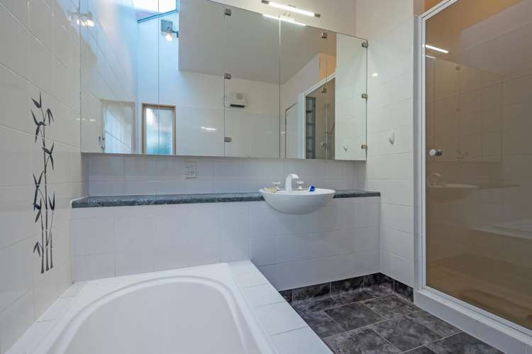 12 D'Urville Rise Richmond_11