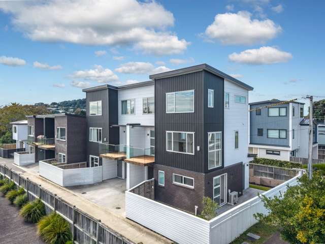 Contemporary Duplex Living in Mt Albert